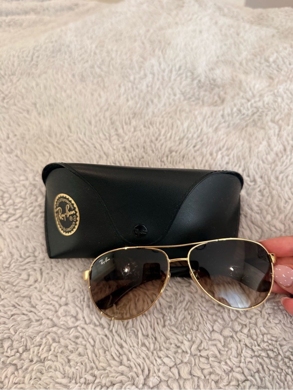 Ray-Ban Gold Frame Aviator Sunglasses with Brown Gradient Lenses